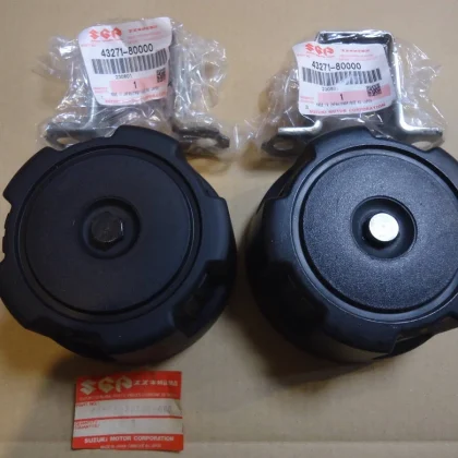 JDM Jimny JA71 JA11 pre-facelift center cap 1 piece used 1 piece holde No Tires