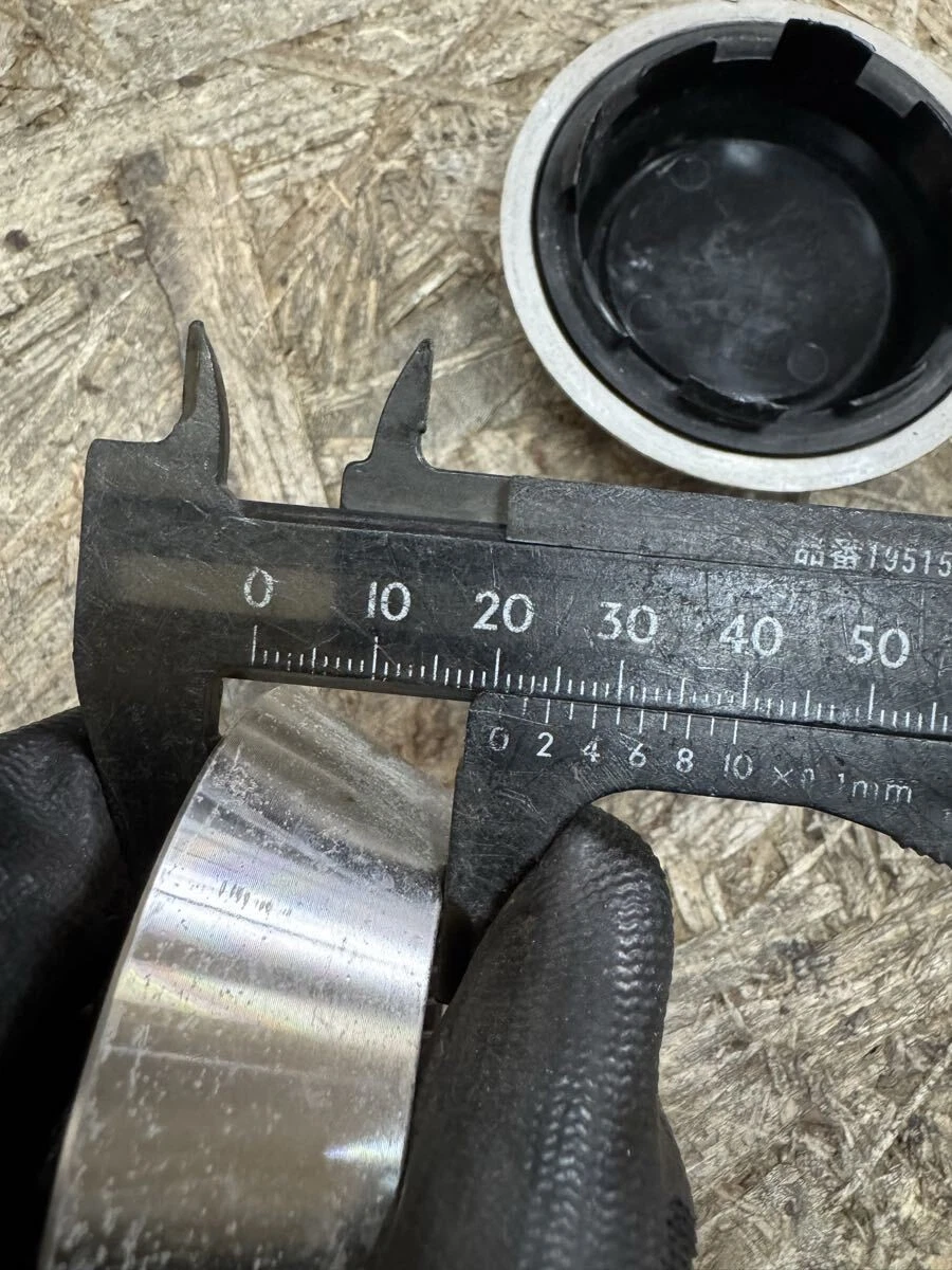 JDM Rare Excellent condition RAYS VOLK RACING center cap Rays Volk cap No Tires - Image 8