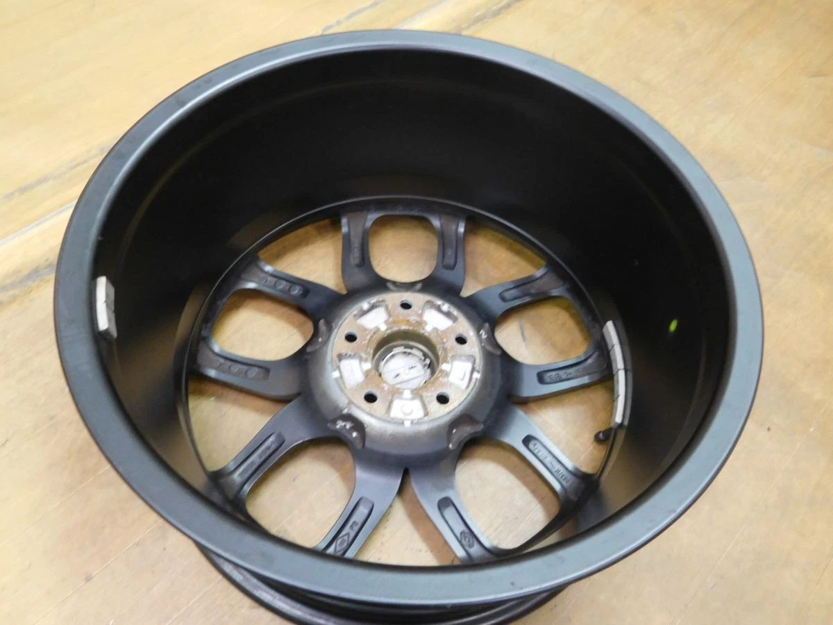JDM 16-202Rare Renault Megane RS OEM 18in 8.25J +65 spare tire studles No Tires - Image 5