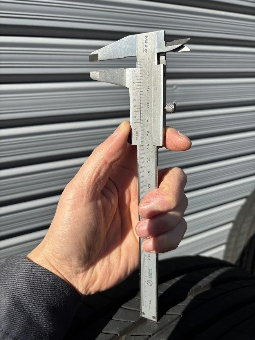 JDM BBS RG-R 8J 9J 4-wheel set no scratches ADVAN db V552 tires 215/45 No Tires - Image 6