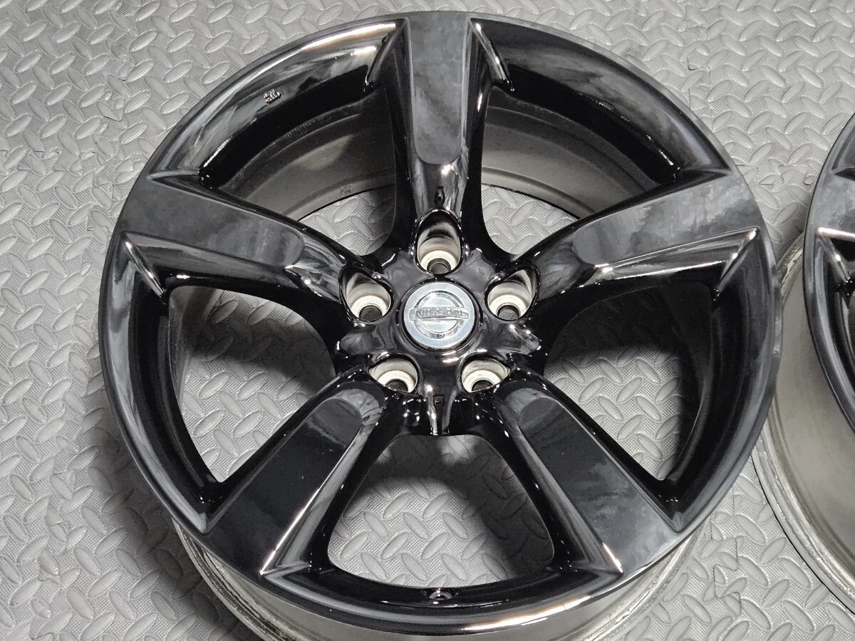 JDM Glossy black paint. Nissan Fairlady Z Z33 late model genuine 18PCD No Tires - Image 5