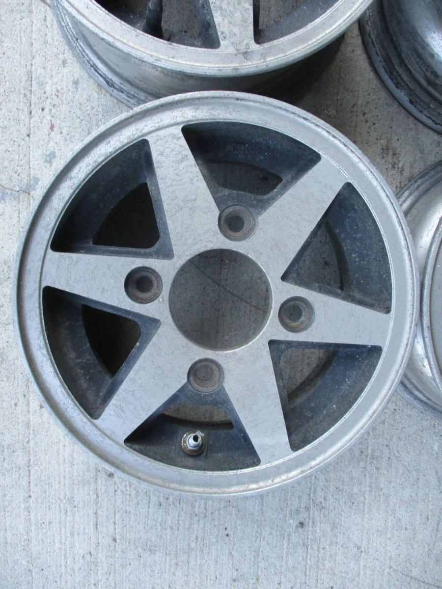 JDM Gallop 10-inch PCD110 4.3JJ OFF+38 4Book old car No Tires - Image 5