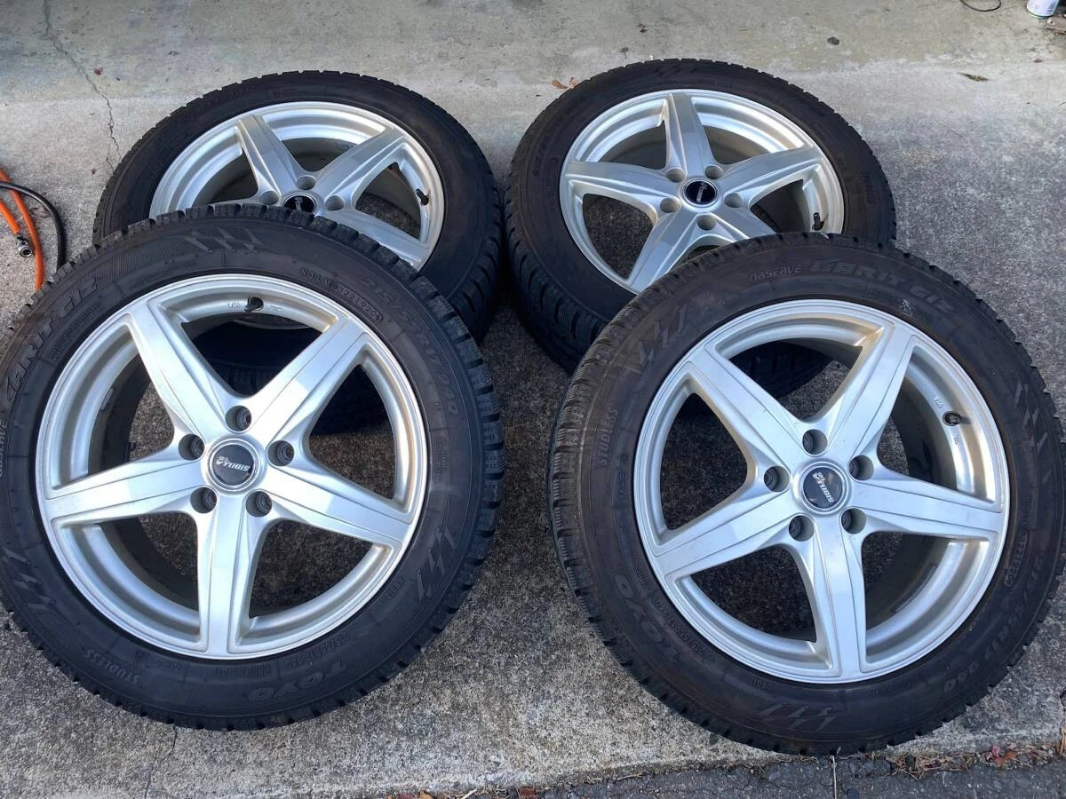 JDM 215/55R17 Toyo PCD114.3 big caliper compatible Lexus HS250h AWS210 No Tires