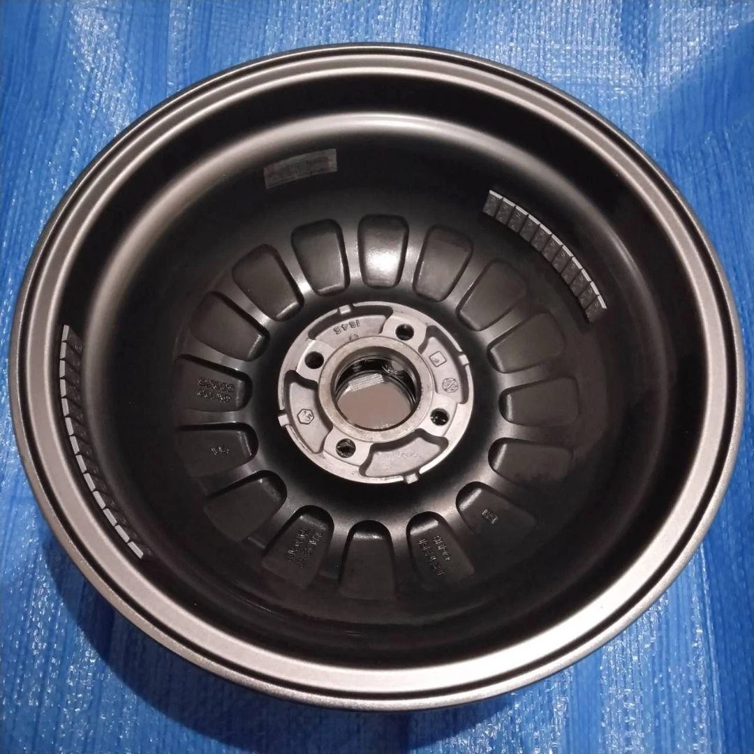 JDM WORK red WBC 15 inch No Tires - Image 5