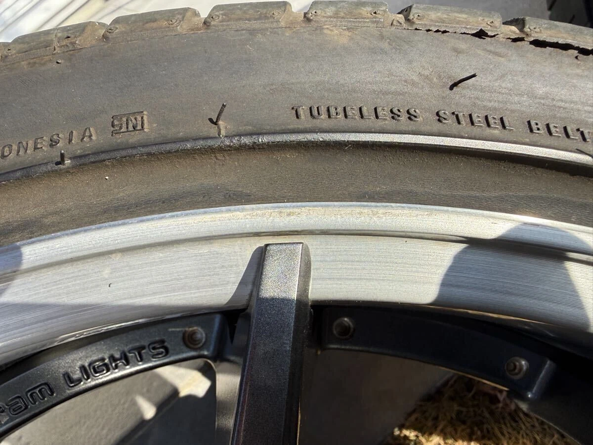 JDM Rays Village 57FXX PRO 20-inch 8.5J pcd 114.3 RAYS No Tires - Image 4