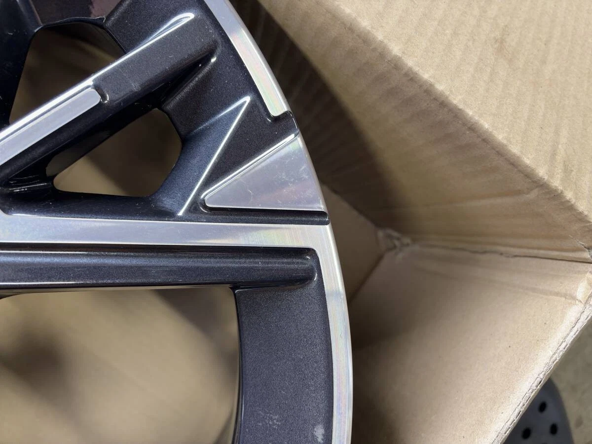 JDM BMW F70 1series Genuine Msports New Car 18-inch 4-Book No Tires - Image 8