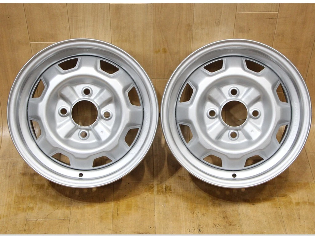 JDM B555 Rare Nissan Genuine 14x5J+25 PCD114.3 4-Lug Hub Diameter 73mm No Tires