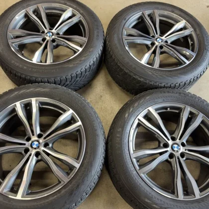 JDM BMW X7 G07 Nokian Winter 20-inch 4-Book Set No Tires