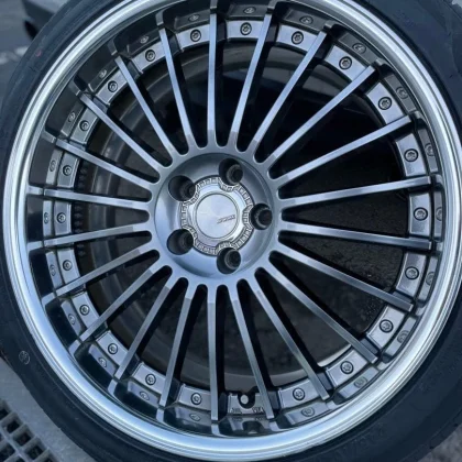 JDM Final work Lambec LF1 20 inch 9j through No Tires