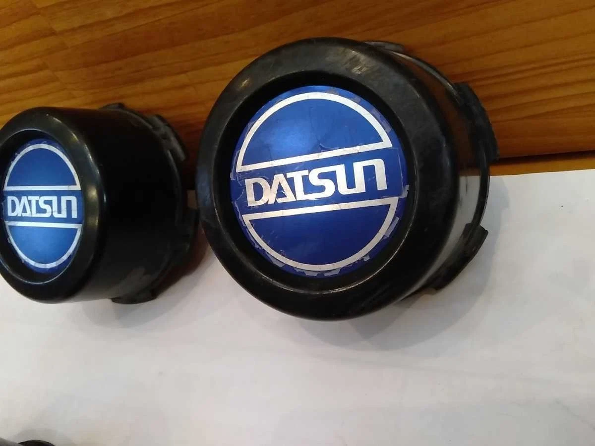 JDM Genuine Hub Caps and Center Caps for Datsun Truck D21 4WD Datsun T No Tires - Image 3