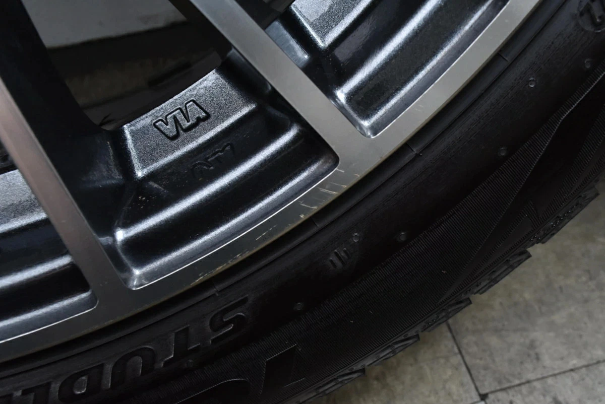 JDM Used Abe Shokai Wheel Set 4-Book Set 198.5J x 19 +33 PCD 112 245/4 No Tires - Image 10