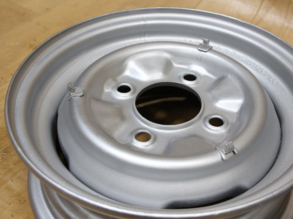 JDM C53 old car Nissan genuine iron 12X4J+30 PCD114.3 73mm hub 2-wheel No Tires - Image 7