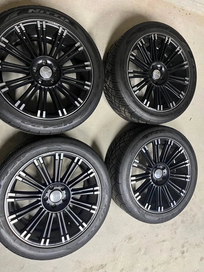 JDM WALDO 305/40ZR22 wheel set No Tires - Image 7