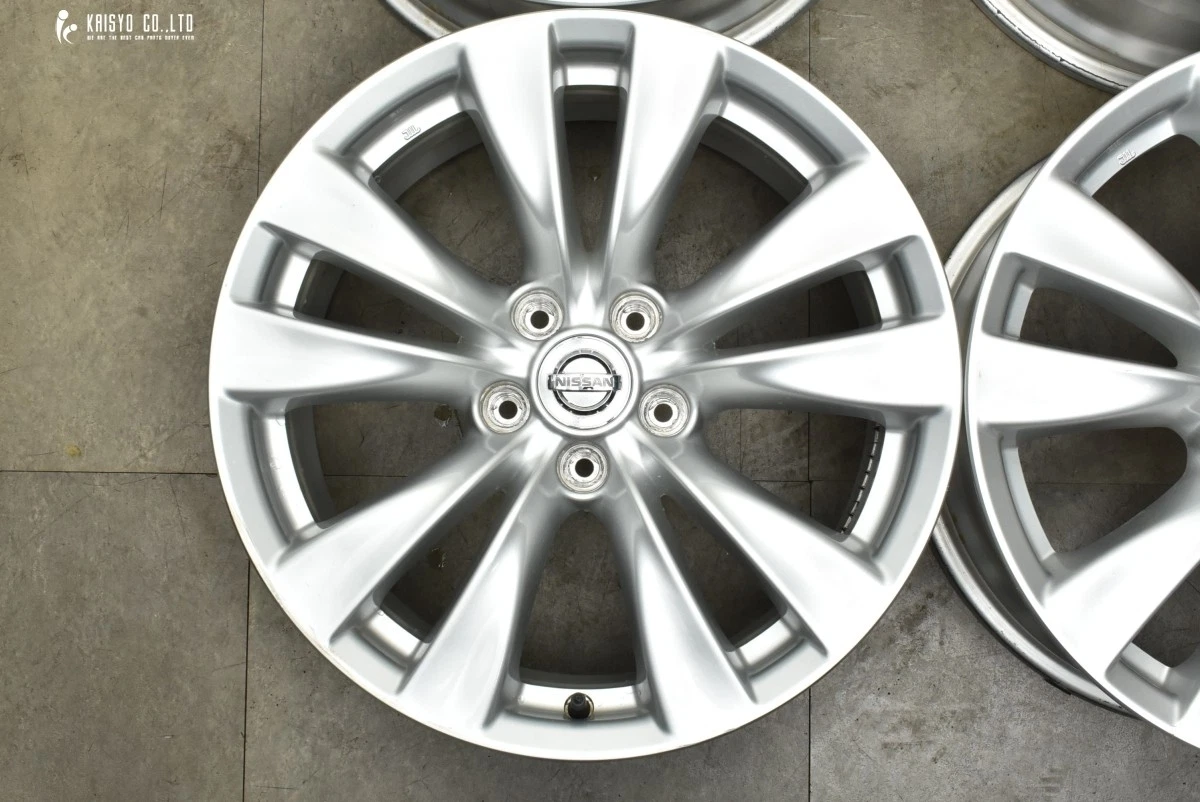 JDM Good Condition Nissan Y51 Fuga Genuine 18in 8J +43 PCD114.3 4-Pack No Tires - Image 3