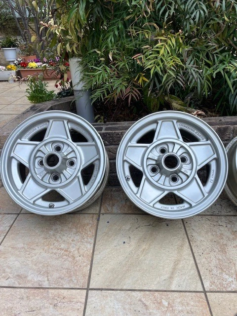 JDM CROMODORA Black Modora TYPE A 6J-14+22 114.3/4H 14-inch 4-wheel No Tires - Image 2