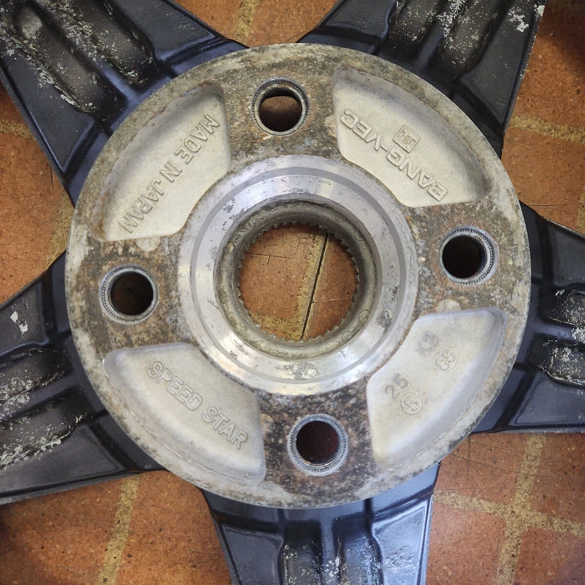 JDM Old car: SSR 15-inch 6.5J +25/+34 4H-114.3 Used Individual Wheels< No Tires - Image 8