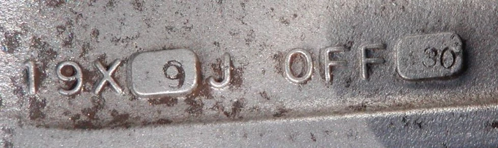 JDM Deep rim haute couture 9J 10J crown Mark X Cima TE37 VS-KF BBS LM No Tires - Image 4