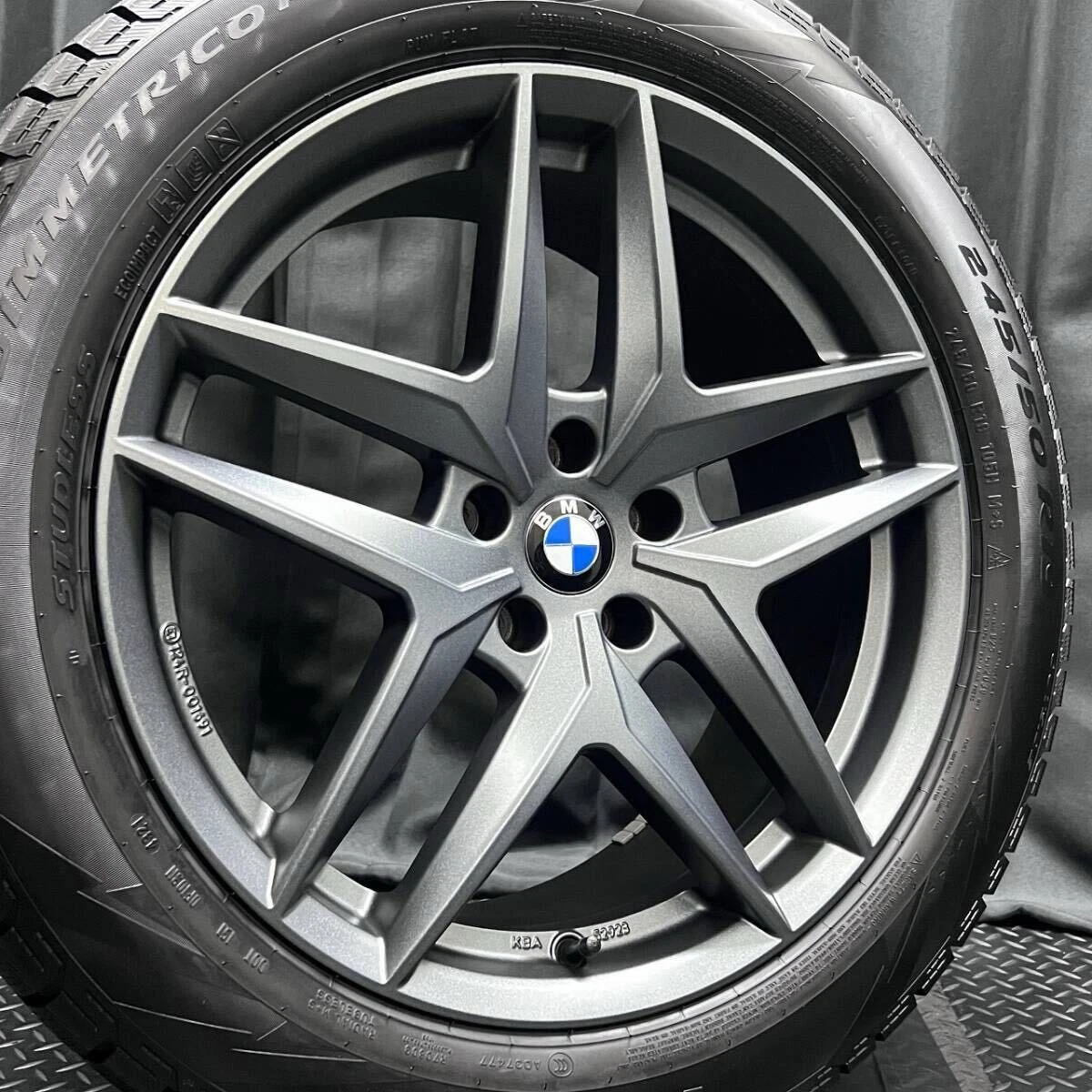 JDM 9-9.5mm offset BMW wheels & 245/50R19 Pirelli run-flat studless ti No Tires - Image 10