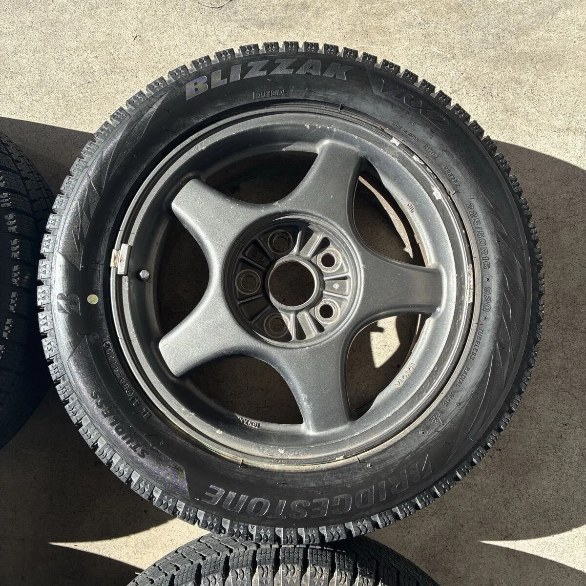 JDM 225/50R16 Rare Item 70 Supra Genuine Toyota Bridgestone VRX2 Supra No Tires - Image 4