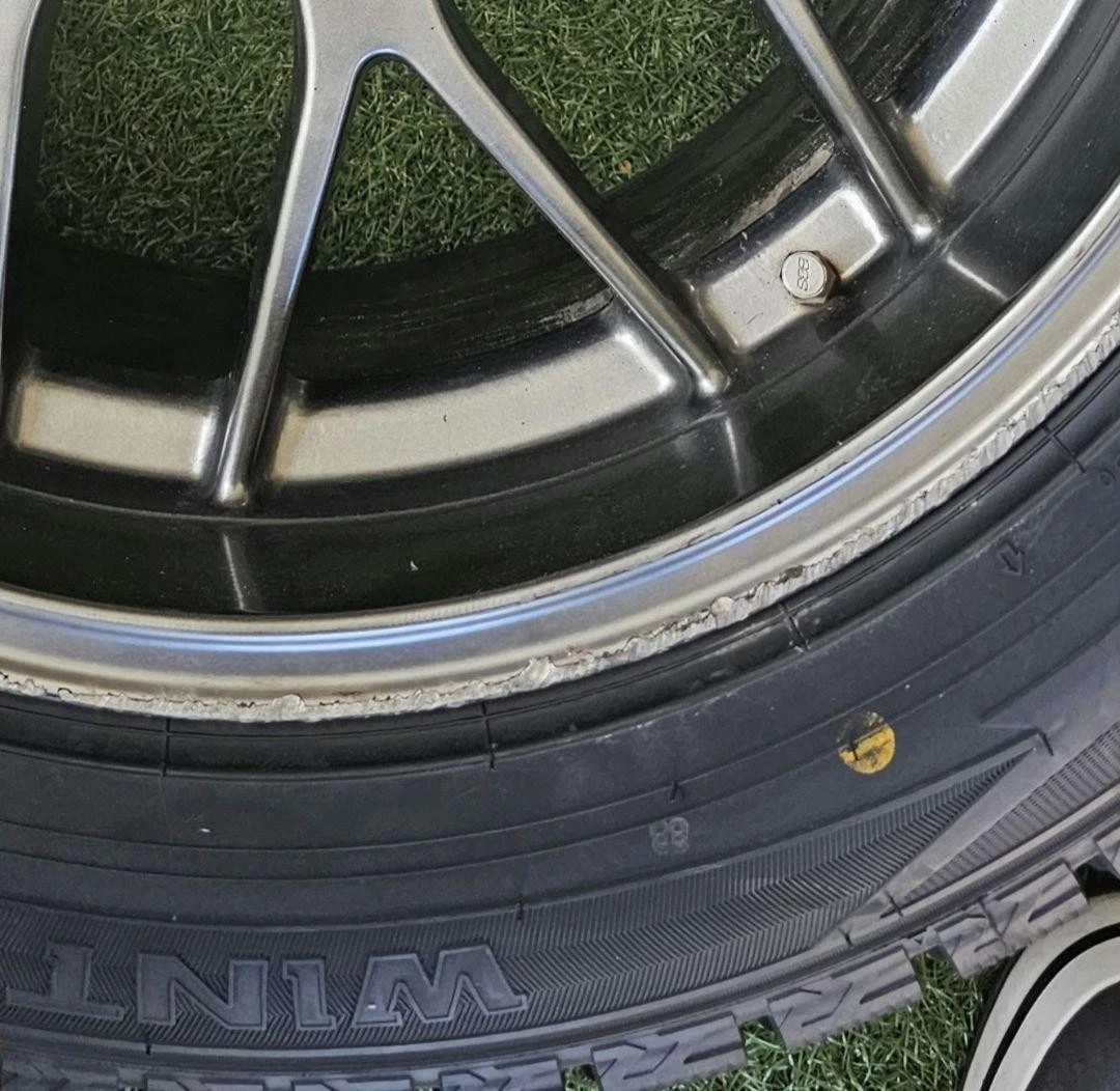 JDM One-time bumpy studless tire set 235/50r18 BBS RG R No Tires - Image 9