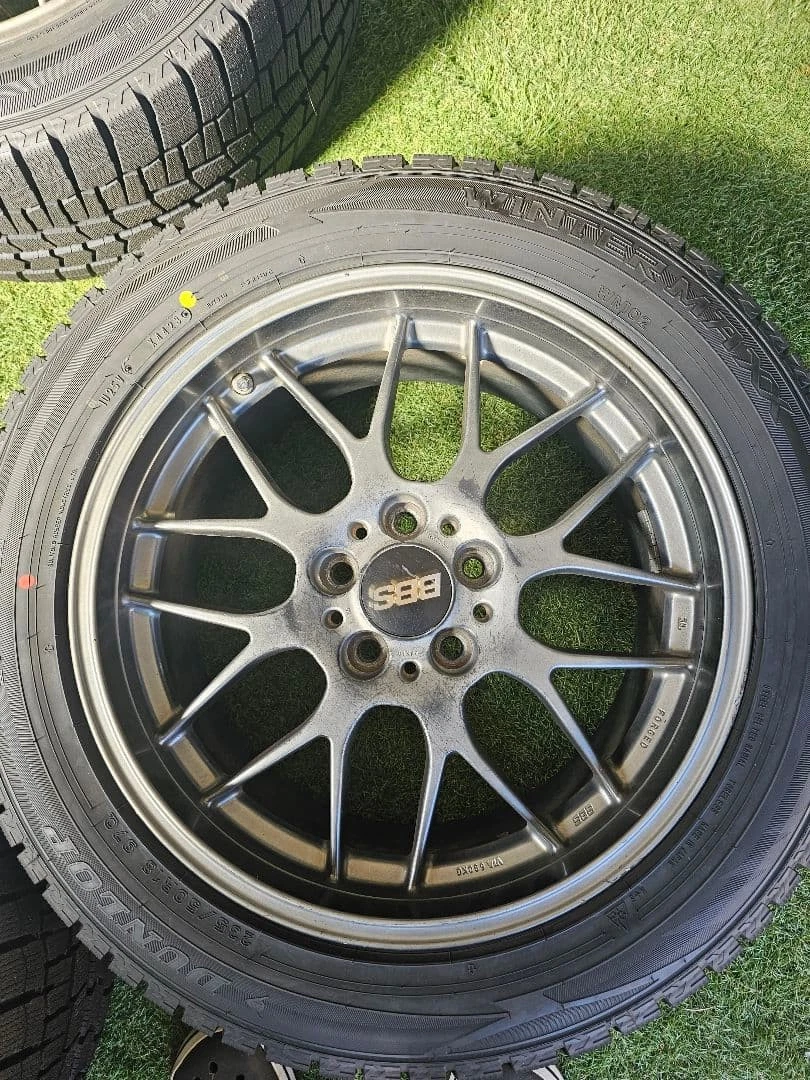 JDM One-time bumpy studless tire set 235/50r18 BBS RG R No Tires - Image 2