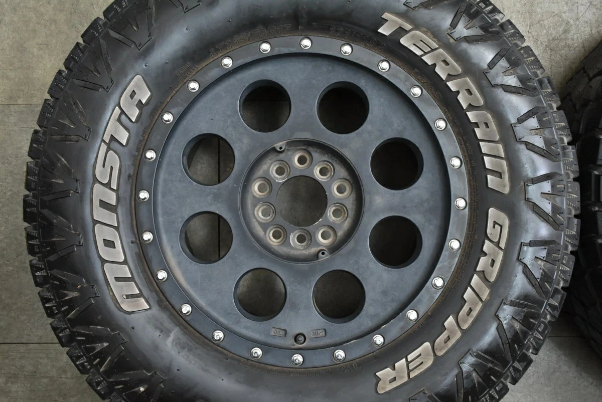 JDM Used 4-Book Set 178.0J x 17 +40 PCD xxx LT285/70R17 121/118R Inclu No Tires - Image 4