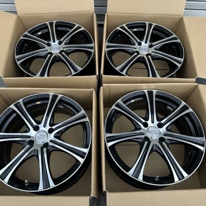 JDM Rare Item TRD Sportivo SP2 17x7J+47 4-Book Set PCD100 Hub Diameter No Tires