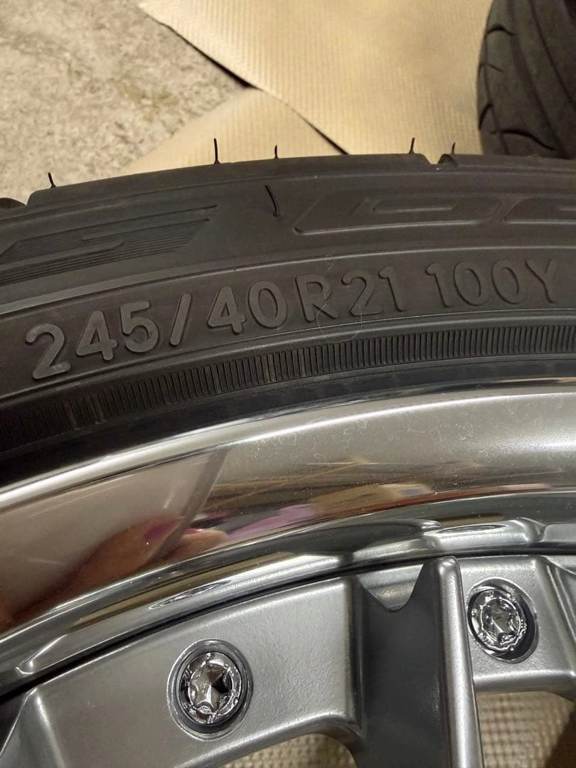 JDM 21 Wheel set 245/40R21 No Tires - Image 5