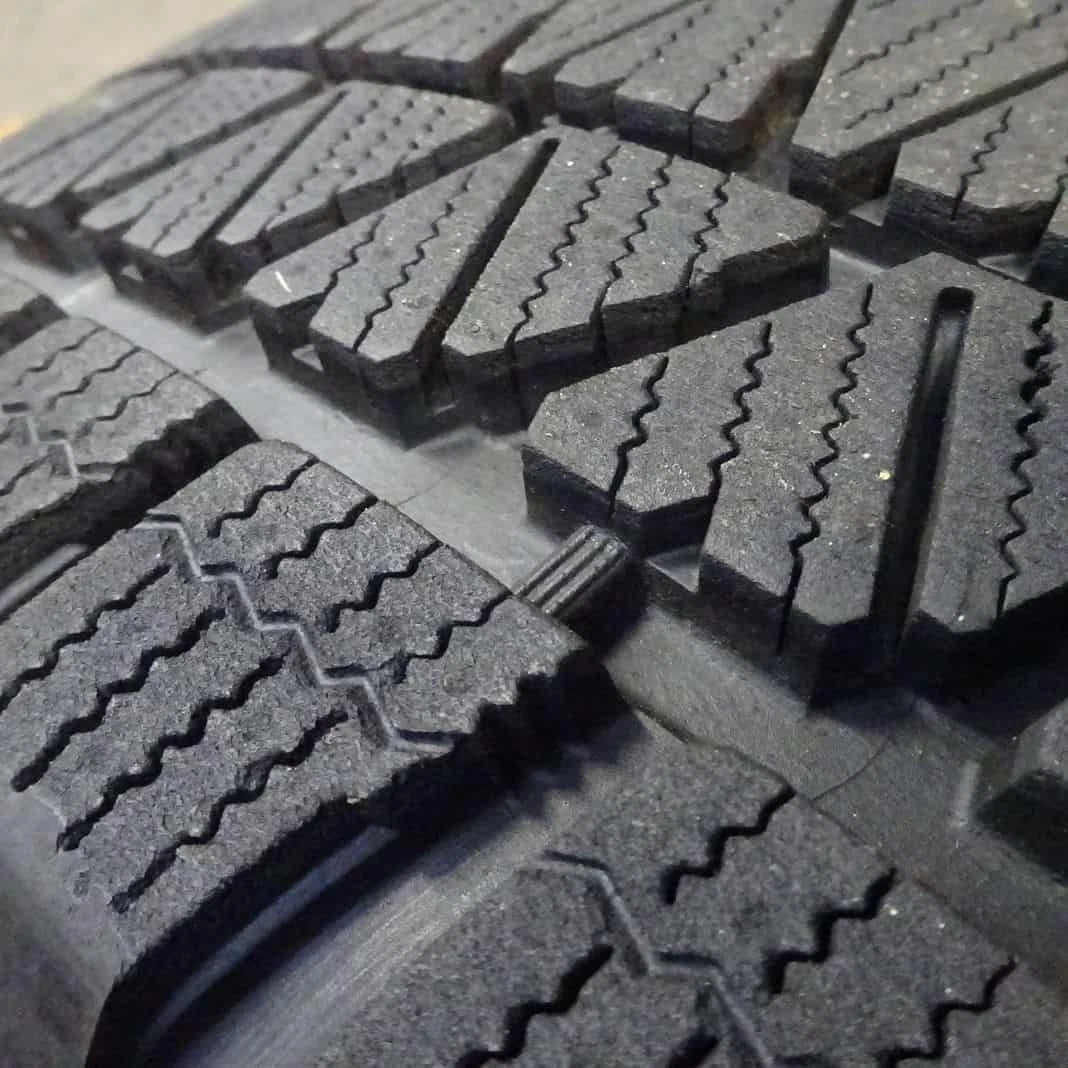 JDM Winter 4BookSET Corporate Address 265/50R199J 110Q Bridgestone Bri No Tires - Image 7