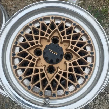 JDM IMPUL goldsilver wheel 4-book set No Tires