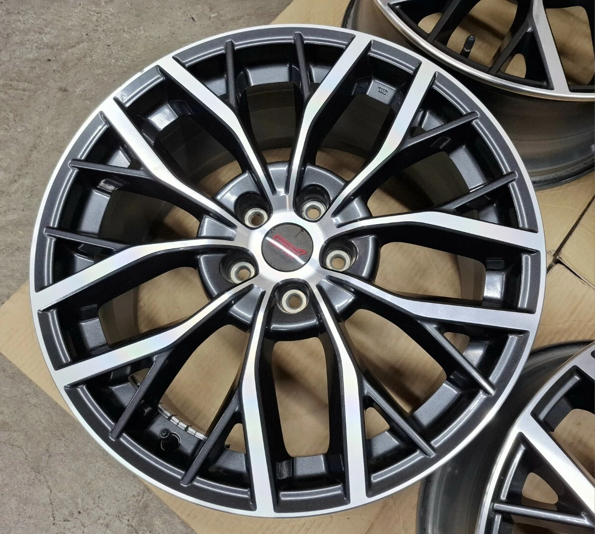 JDM Subaru WRX STI genuine 19 wheels 4Book 8.5J final model Levorg S4 No Tires - Image 8