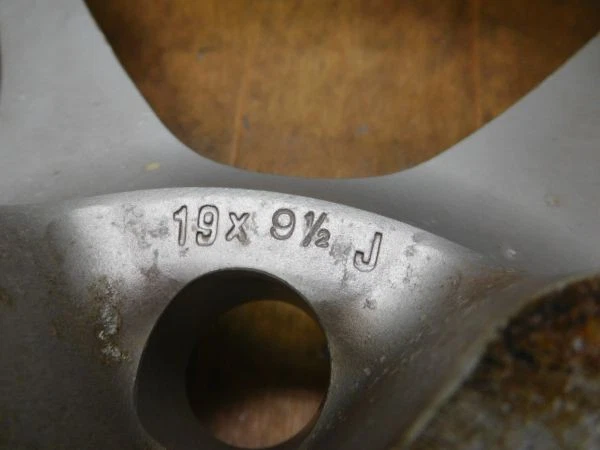 JDM 14-644 NISMO LM-GT4 19in 9.5J +30 1Pcs R34R33 GT-R for Skyline Sil No Tires - Image 4