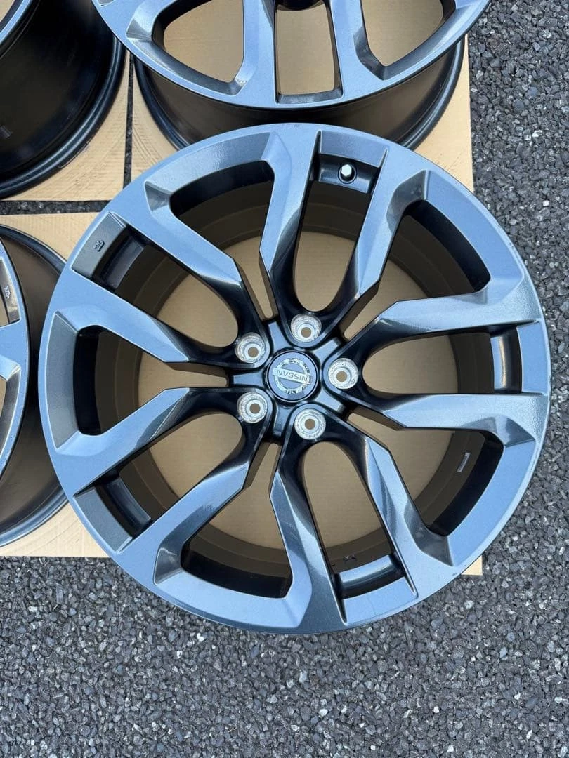 JDM Z34 18Dark Gray 5-Spoke Wheels No Tires - Image 5