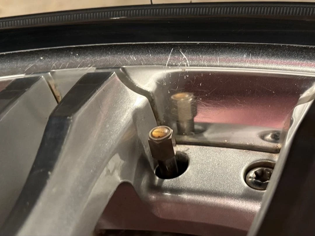 JDM WALD Renovatio 22 tire/wheel set No Tires - Image 10