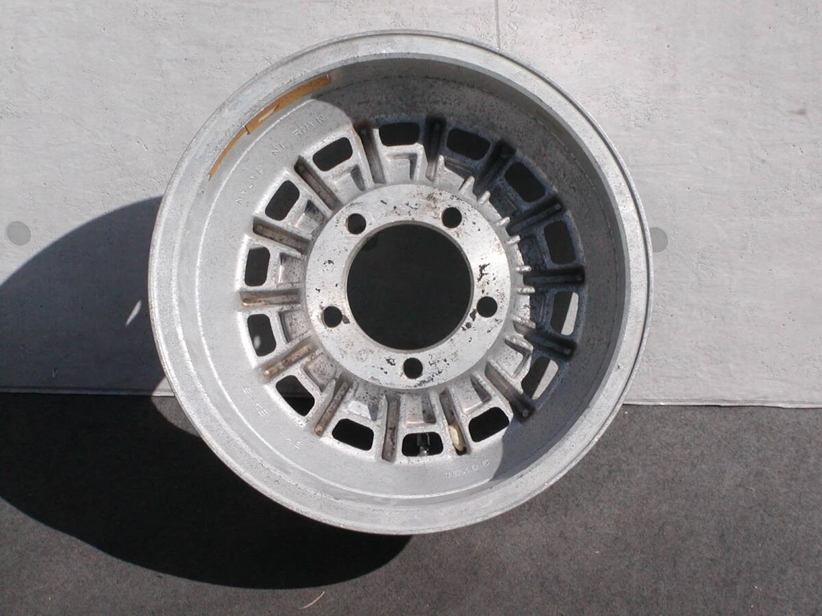 JDM Enkei Baja MAG 8.5J -33 139.7-5H Ultra-Deep Rims for Jeep Jimny an No Tires - Image 4