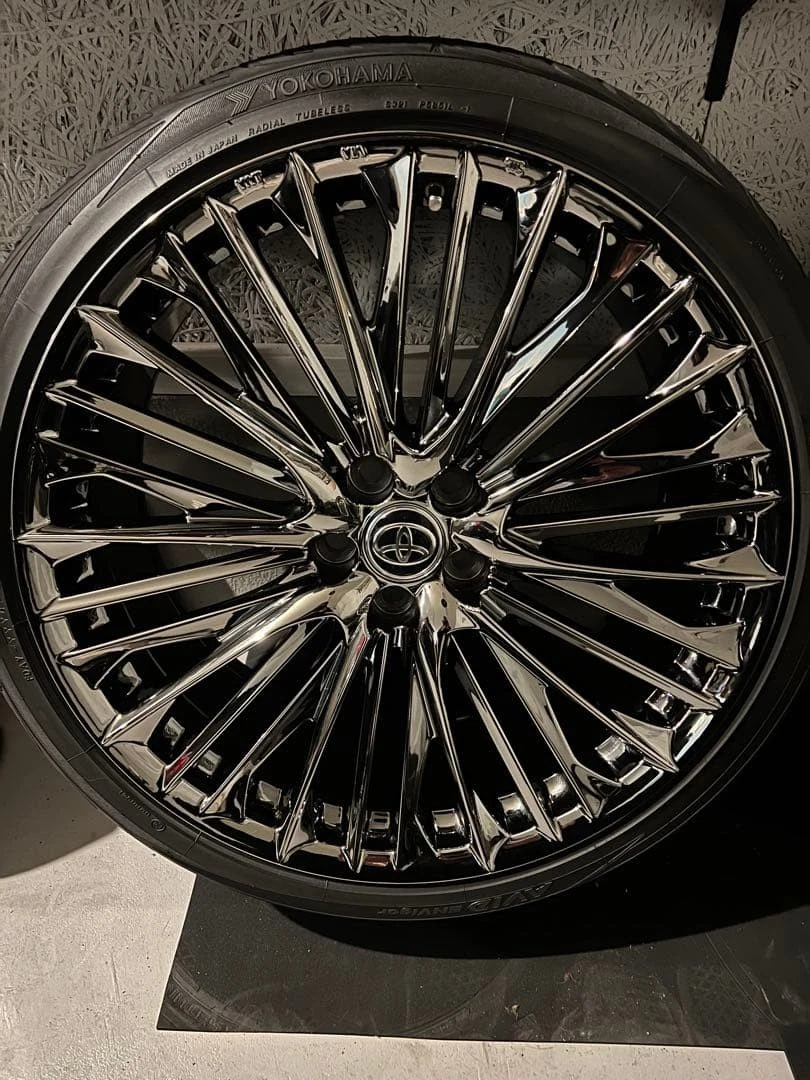 JDM WALD Genuine Line 21-inch wheels for Alphard No Tires