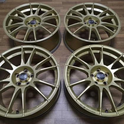 JDM 188J +48 PCD100 OZ Racing Ultra Leggera 86 BRZ STI Brembo Legacy I No Tires