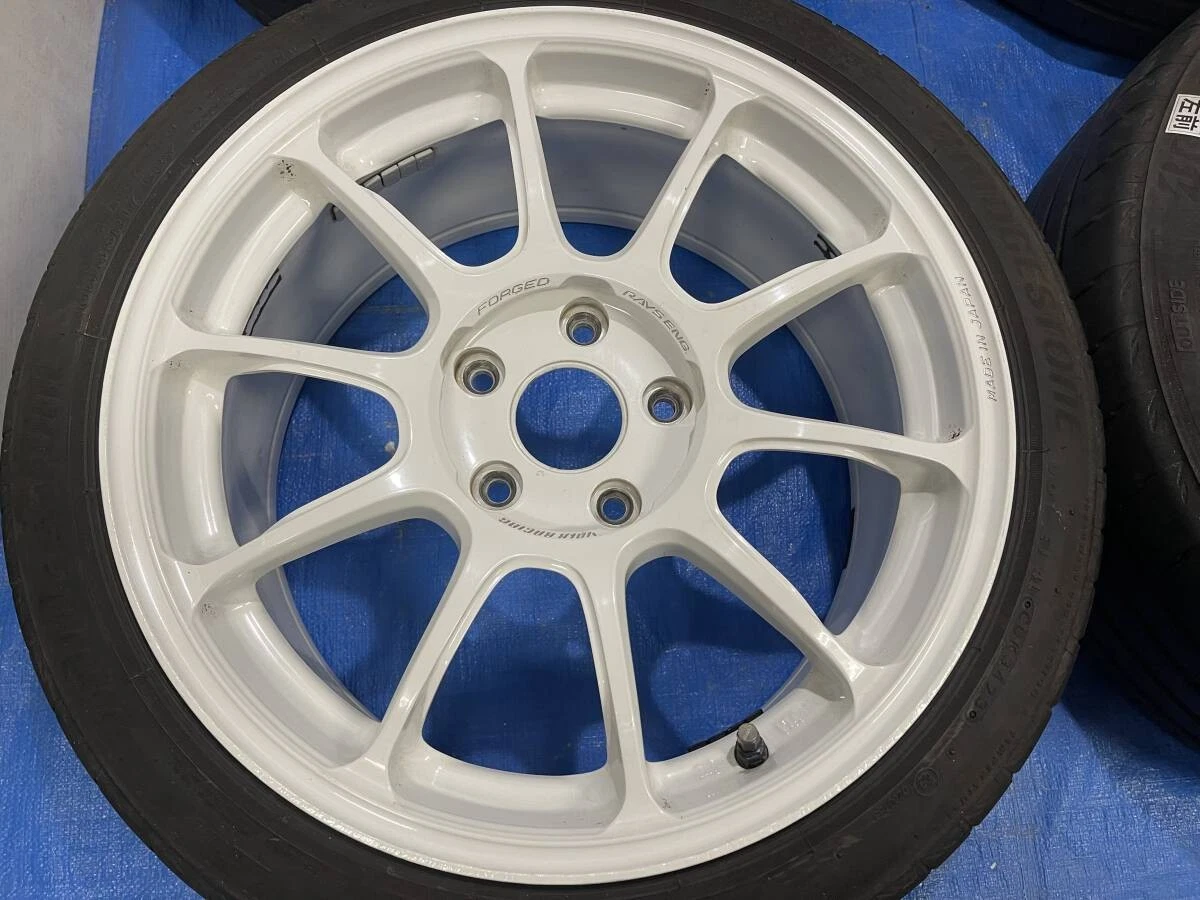 JDM Rare White ZE40 lightweight forging RAYS 17x8J +48 114.3/5BS 205/4 No Tires - Image 4