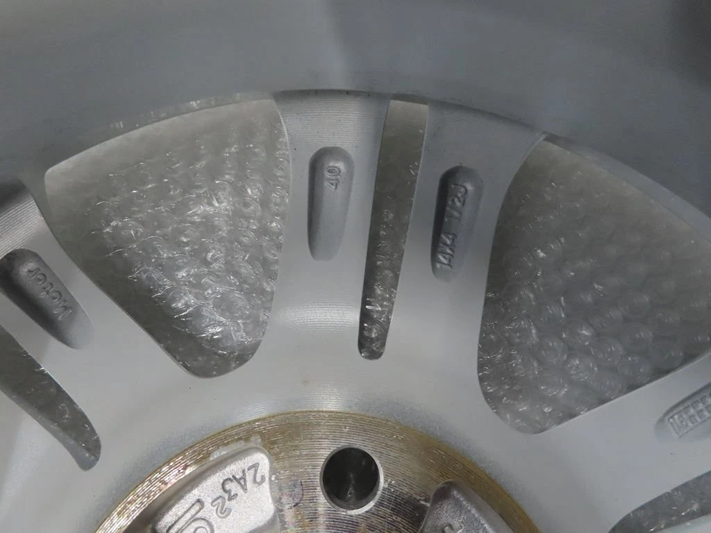 JDM 4Book Honda N-BOX white genuine rare aluminum 4.5J +40 PCD100 4-ho No Tires - Image 3