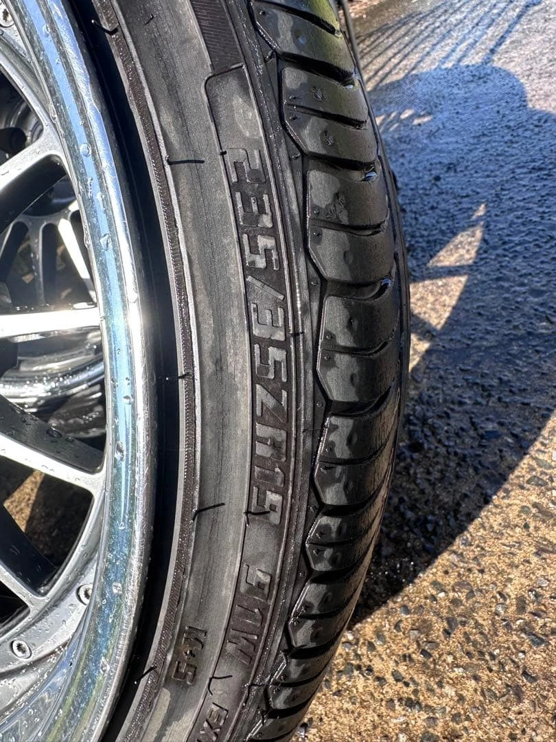 JDM 194BookSET 235/35ZR19 and 245/35Zr/19 No Tires - Image 3