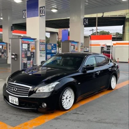 JDM Fuga Y51 Sedan Lowrider No Tires