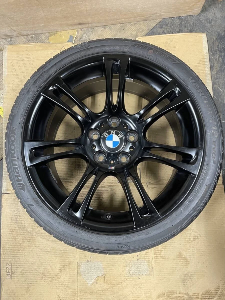 JDM Genuine BMW 18-inch wheel and tire set from Tsuzuki Ward Yokohama No Tires - Image 6