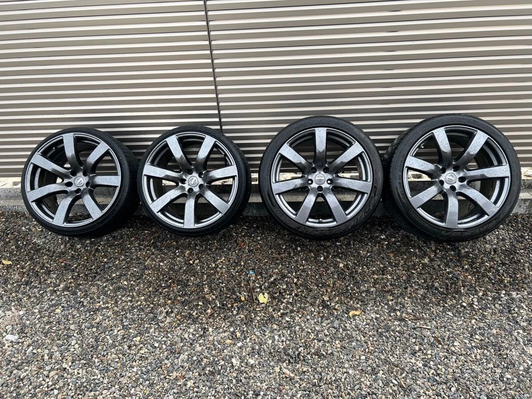 JDM GT-R R35 rear tires 10.5J 4-pack No Tires