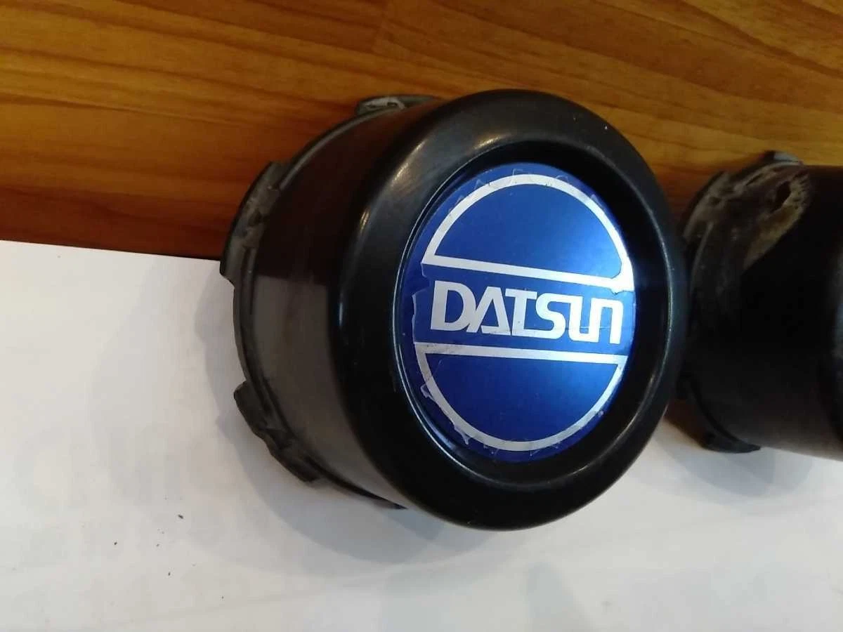 JDM Genuine Hub Caps and Center Caps for Datsun Truck D21 4WD Datsun T No Tires - Image 2