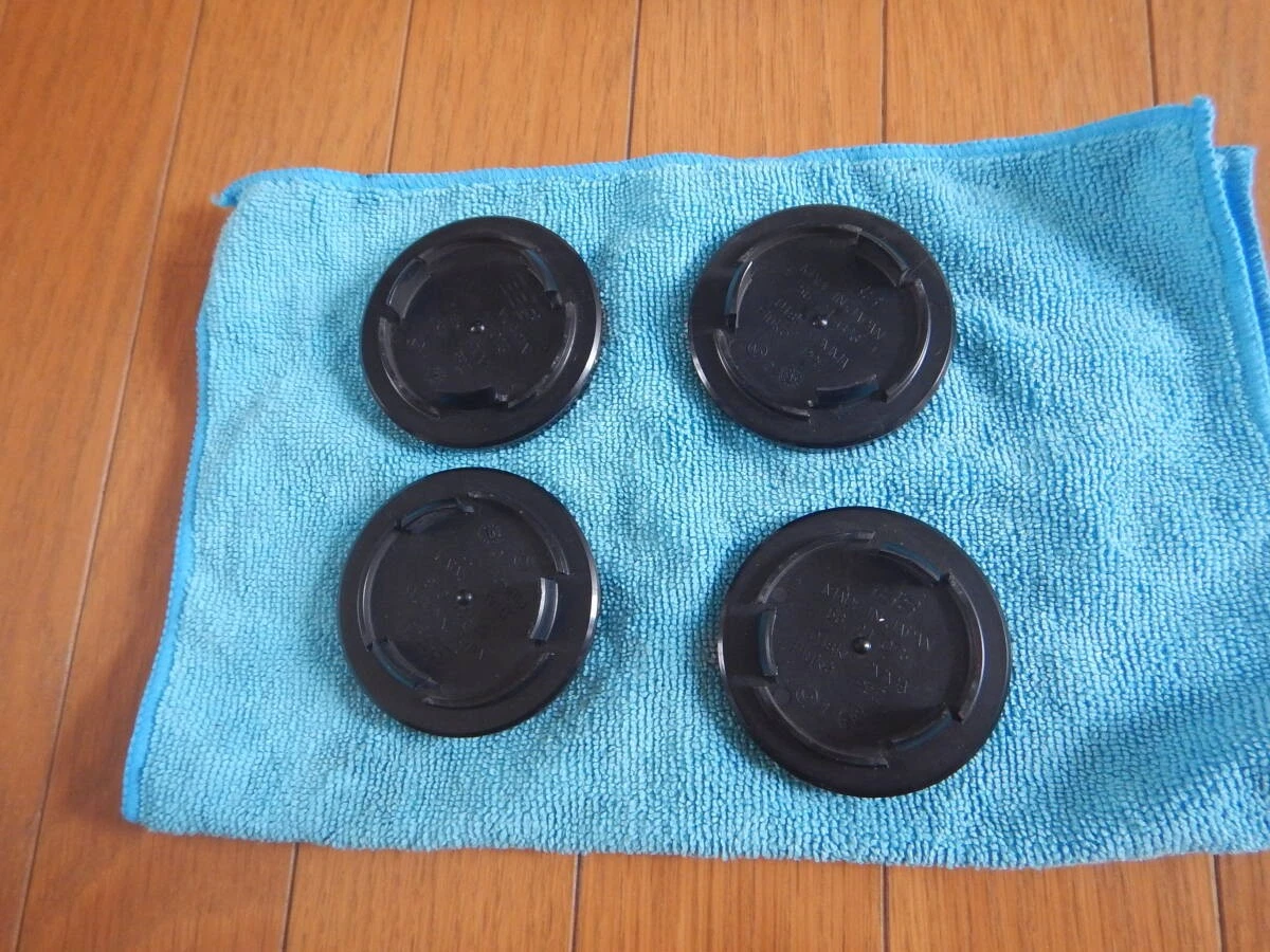 JDM BBS Center Cap LM 4 pieces Black Gold BBS No Tires - Image 4