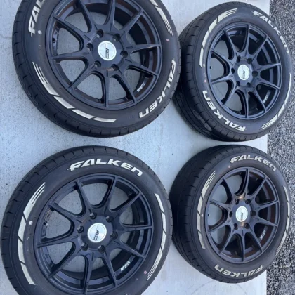 JDM Tanabe SSR DEVIDE X01H 6H-139.7 white letter tires for Toyota Hiac No Tires