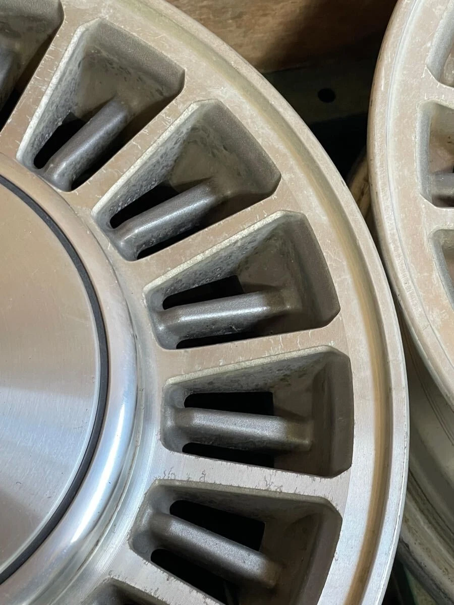 JDM Toyota Crown 120 Series Genuine Aluminum 14-inch 5.5JJ 5-Lug PCD 1 No Tires - Image 5