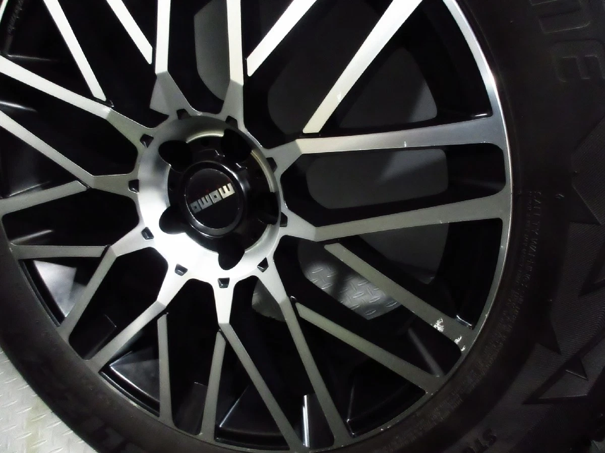 JDM Excellent condition: Super-grooved MOMO REVENGE EVO 8.5J+25 PCD112 No Tires - Image 4