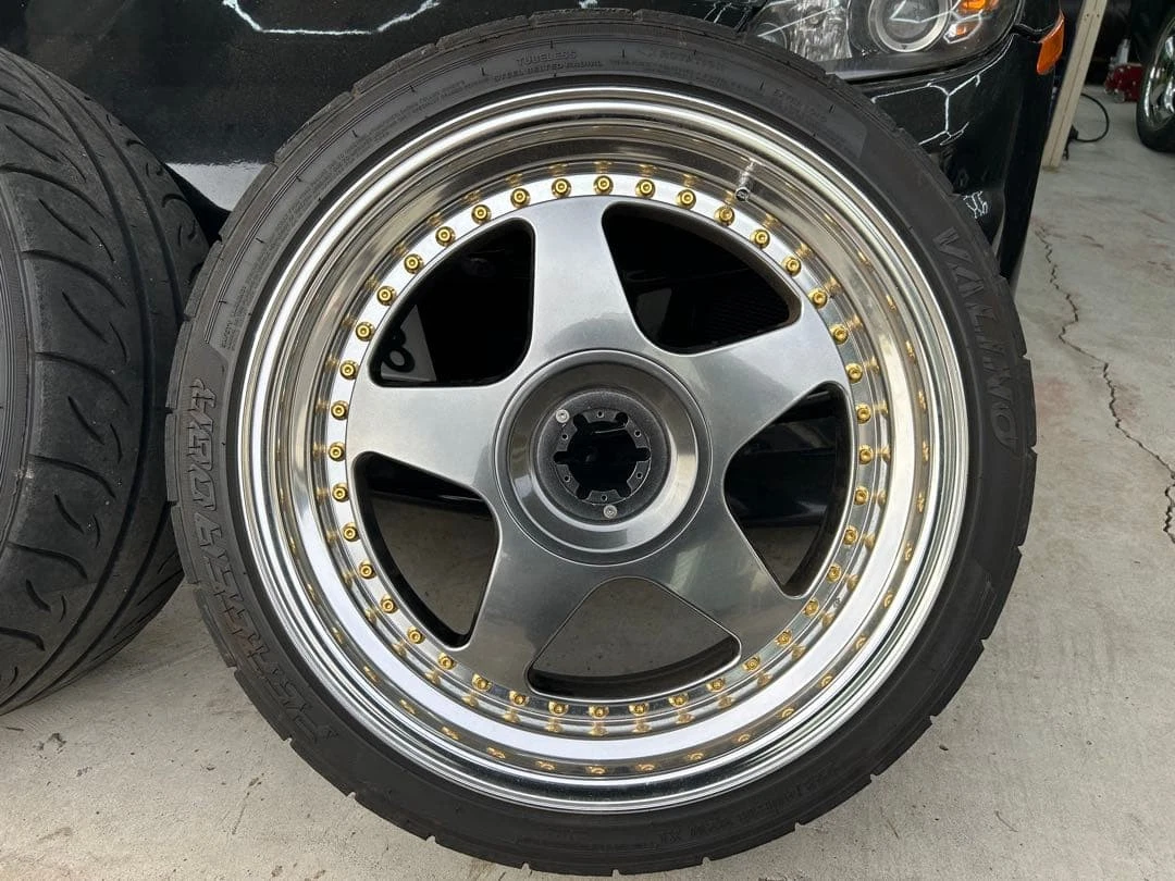 JDM SSR PROFESSOR SP6 2Book 18inch 8.5J 30 No Tires - Image 2