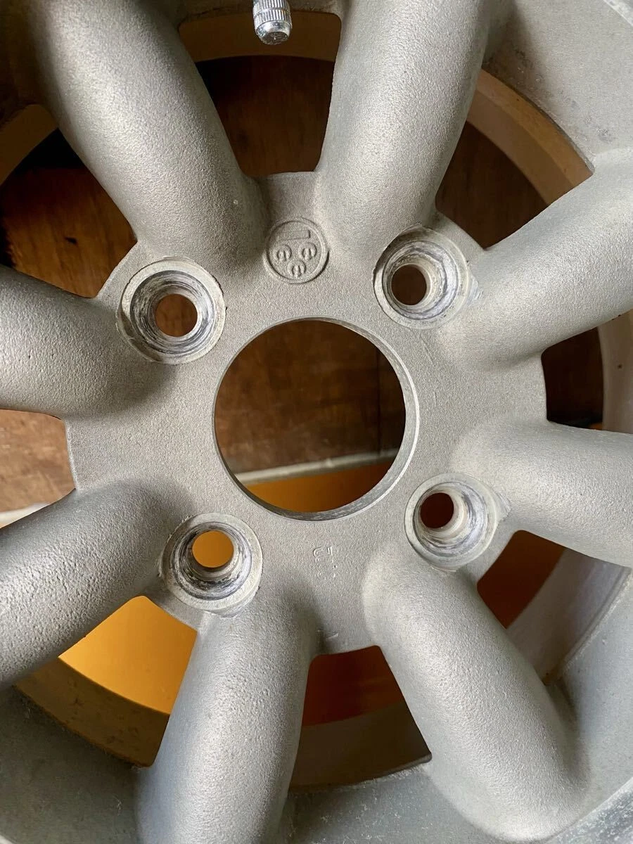 JDM 13-inch Watanabe 8-spoke 13x7J tire set for Hakosuka Kenmeri GX71 No Tires - Image 3